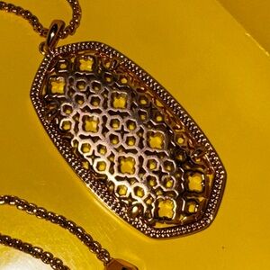 Kendra Scott Rose Gold Tone Filigree Pendant Necklace – Adjustable